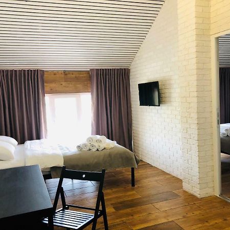 זאטוקה Captain Hotel מראה חיצוני תמונה
