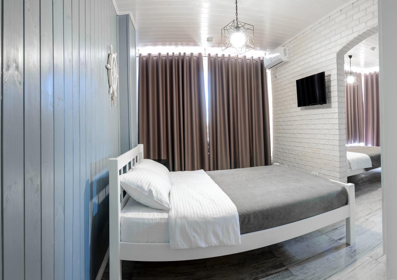 זאטוקה Captain Hotel מראה חיצוני תמונה