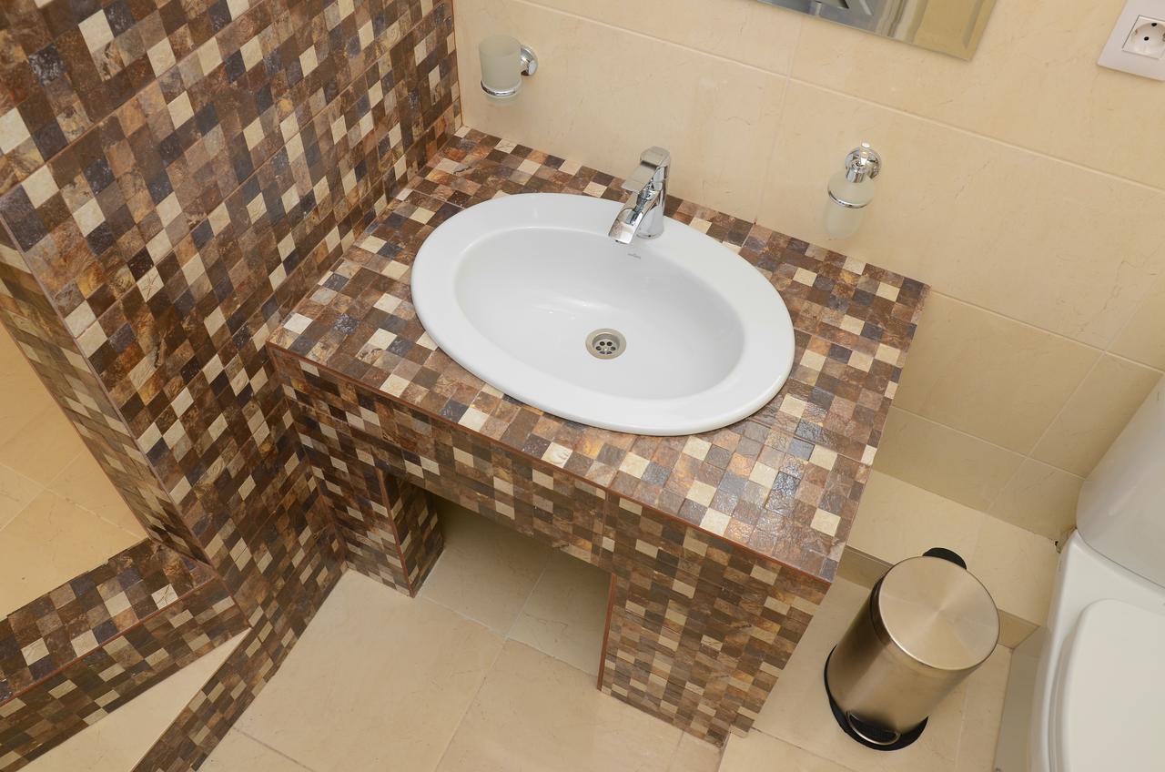 זאטוקה Captain Hotel מראה חיצוני תמונה