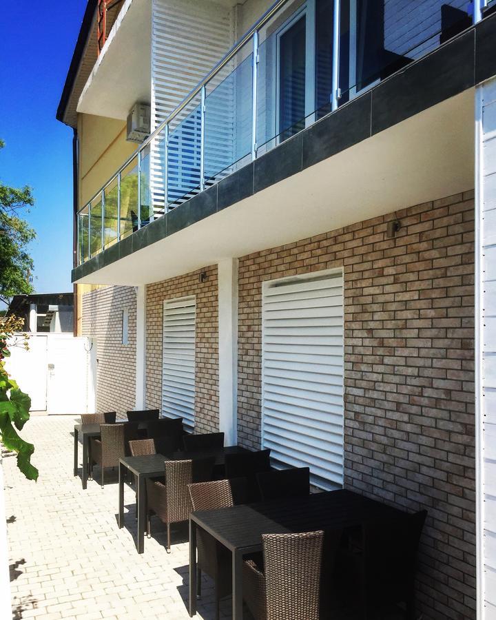זאטוקה Captain Hotel מראה חיצוני תמונה